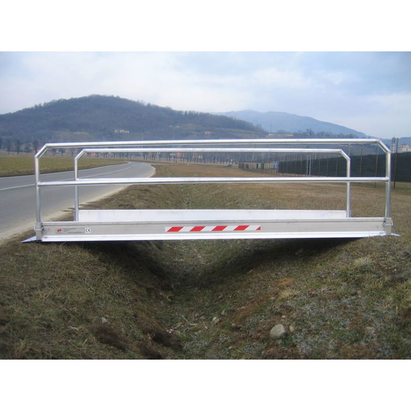 Aluminium rijbrug: lengte 1,26 meter belastbaarheid 1432kg (brede versie)